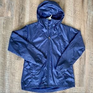 L.L. Bean bold navy nylon hooded wind breaker